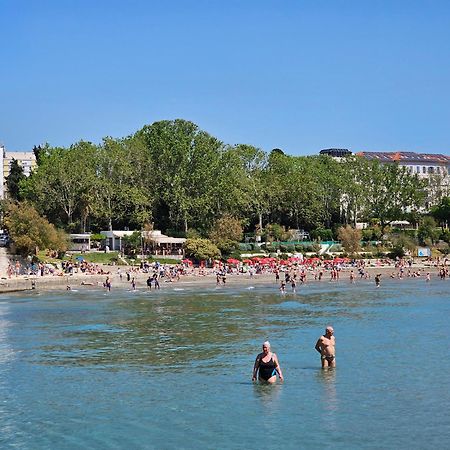Malena Palace Experience Split Bagian luar foto