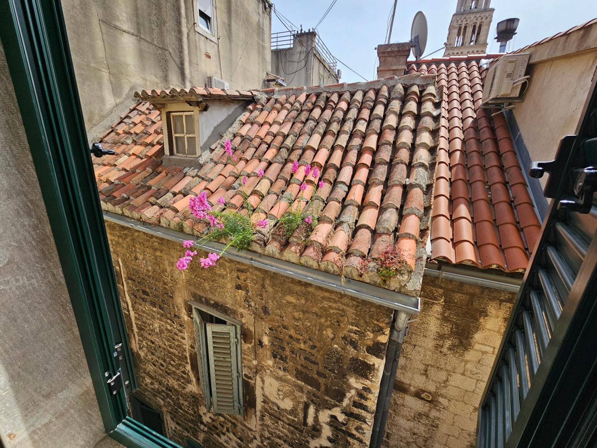 Malena Palace Experience Split Bagian luar foto