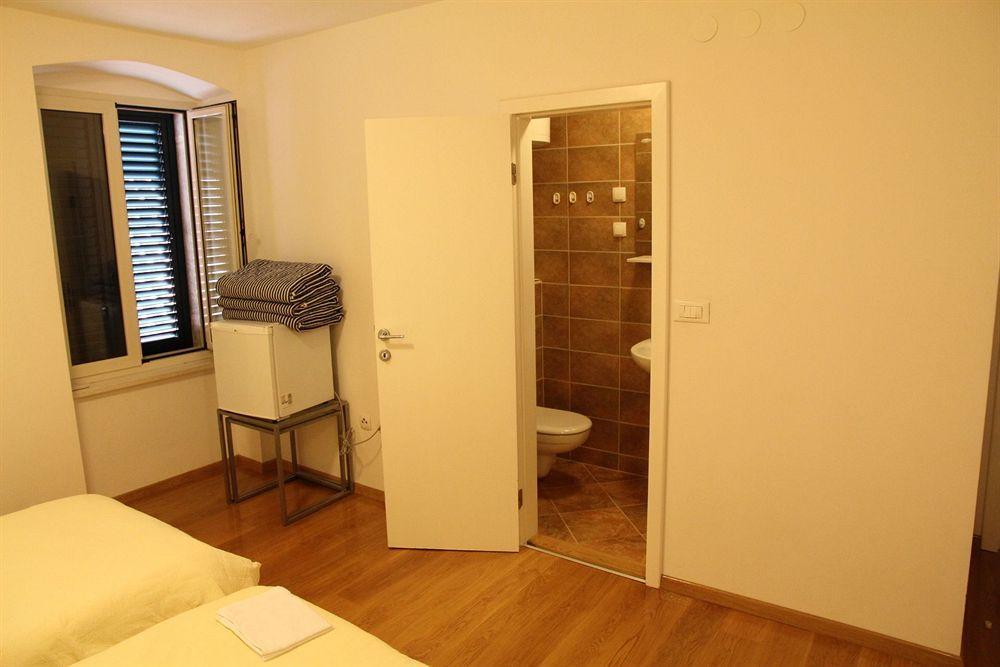 Malena Palace Experience Split Bagian luar foto