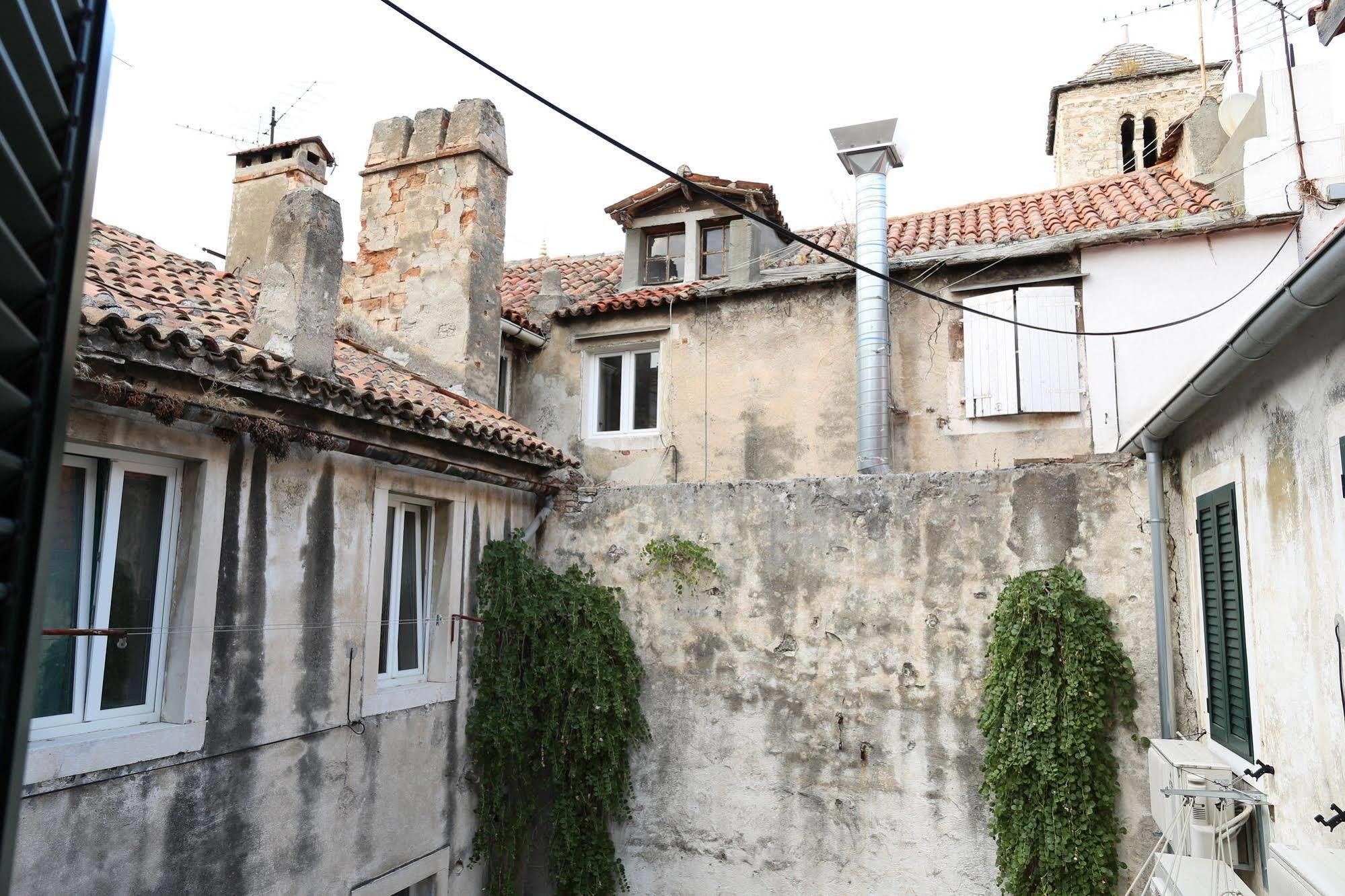 Malena Palace Experience Split Bagian luar foto