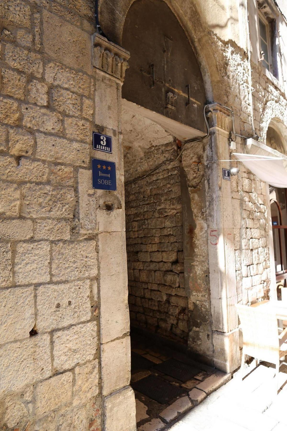 Malena Palace Experience Split Bagian luar foto
