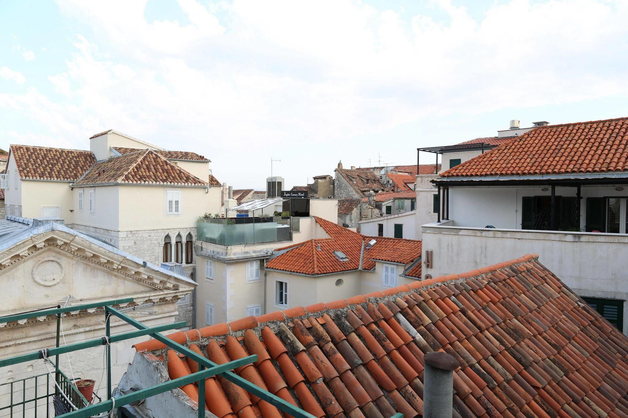 Malena Palace Experience Split Bagian luar foto